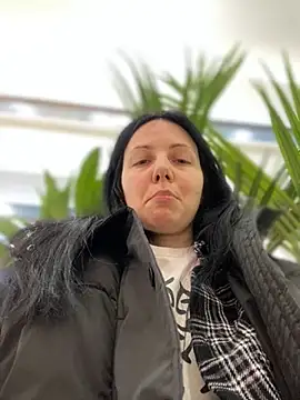 Snapshot of naughty_lucifer chatting on February 5, 8:21 am naughty lucifer online show from February 5, 8:21 am