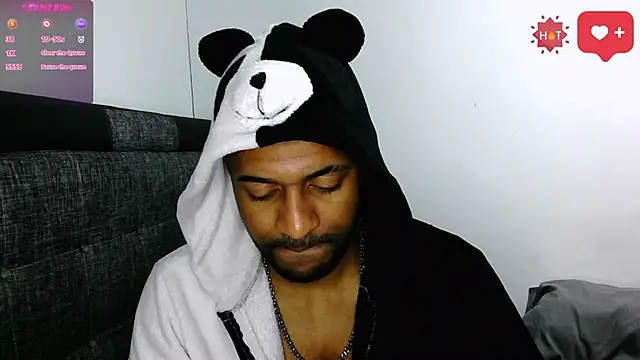 Snapshot of bbcblackhot34 chatting on February 12, 5:47 am bbcblackhot34 online show from February 12, 5:47 am