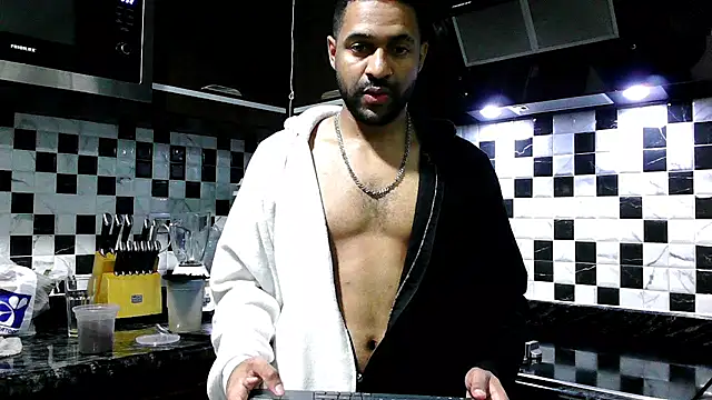 Snapshot of bbcblackhot34 chatting on February 21, 1:33 am bbcblackhot34 online show from February 21, 1:33 am