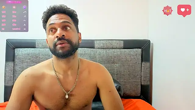 Snapshot of bbcblackhot34 chatting on October 15, 3:28 am bbcblackhot34 online show from October 15, 3:28 am