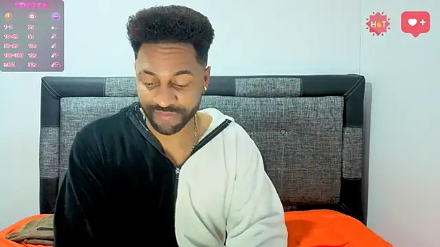 Snapshot of bbcblackhot34 chatting on October 20, 3:18 am bbcblackhot34 online show from October 20, 3:18 am