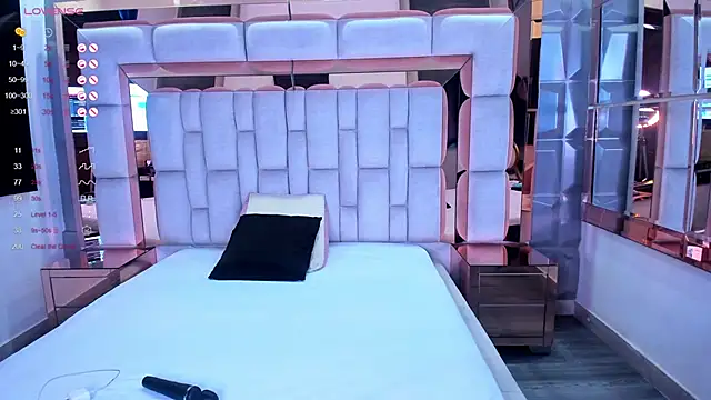 samantasm online show from January 31, 3:52 am