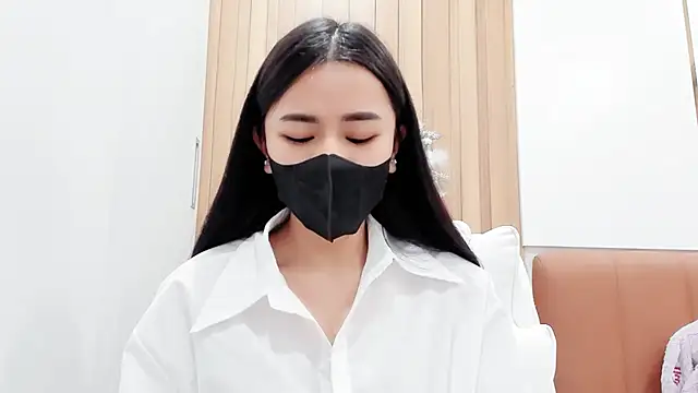 Lita-Julia online show from January 18, 9:02 am