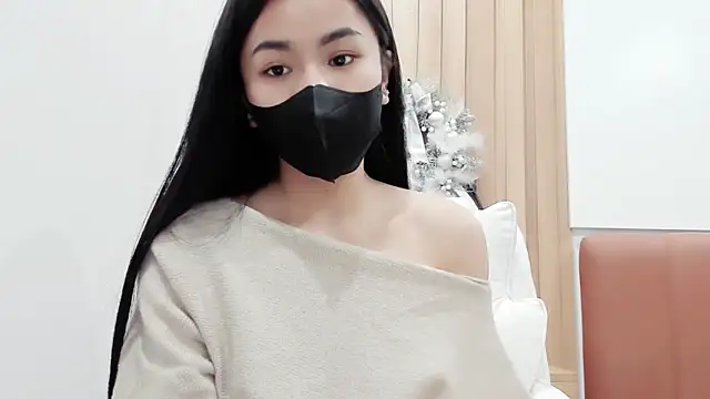 Lita-Julia online show from February 27, 8:20 pm