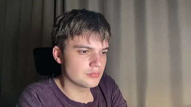 Snapshot of superfluboy_ chatting on October 24, 8:27 pm superfluboy online show from October 24, 8:27 pm