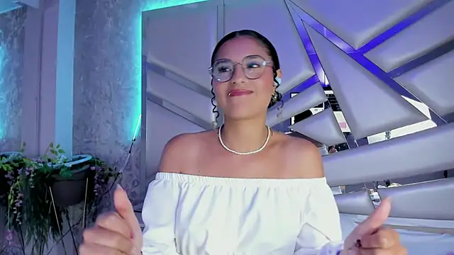 Miia002 online show from February 28, 6:21 am