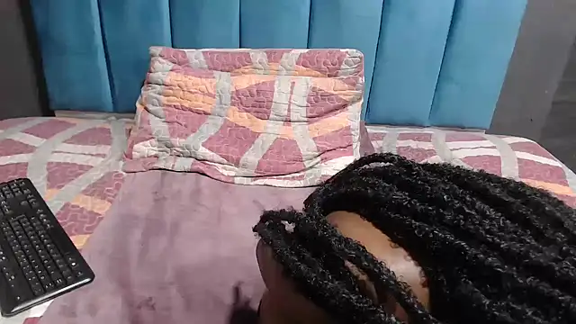 BLACKberry008 online show from March 8, 1:25 pm