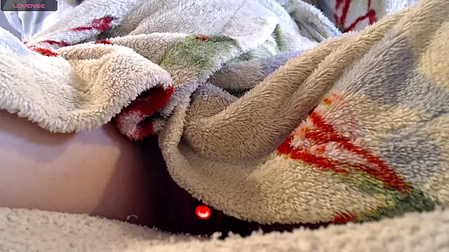 vaders daughter online show from December 11, 11:30 am