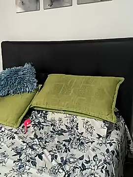 RachellGraham online show from February 12, 9:43 pm