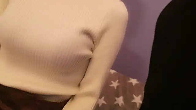 Snapshot of POCARI_SWEAT chatting on January 13, 3:47 pm POCARI SWEAT online show from January 13, 3:47 pm