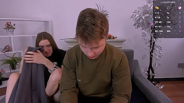 Snapshot of _Olli__Stiw_ chatting on March 13, 8:15 am Olli Stiw online show from March 13, 8:15 am