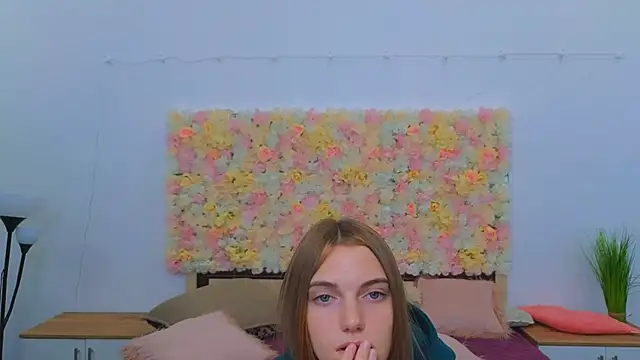 Snapshot of _Olli__Stiw_ chatting on September 9, 7:08 am Olli Stiw online show from September 9, 7:08 am