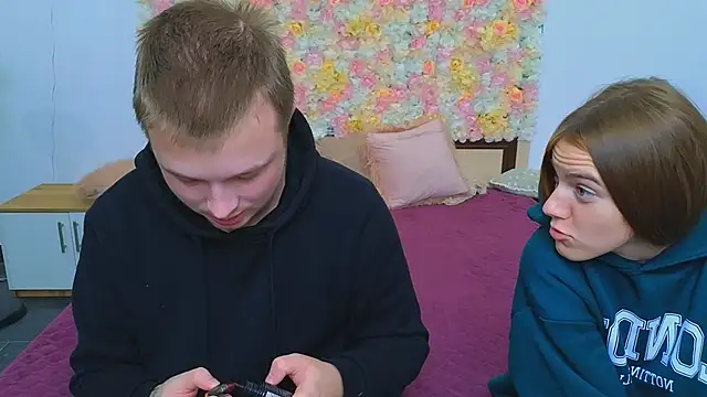 Snapshot of _Olli__Stiw_ chatting on September 16, 6:03 am Olli Stiw online show from September 16, 6:03 am