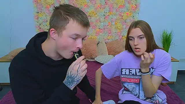 Snapshot of _Olli__Stiw_ chatting on September 20, 8:37 am Olli Stiw online show from September 20, 8:37 am