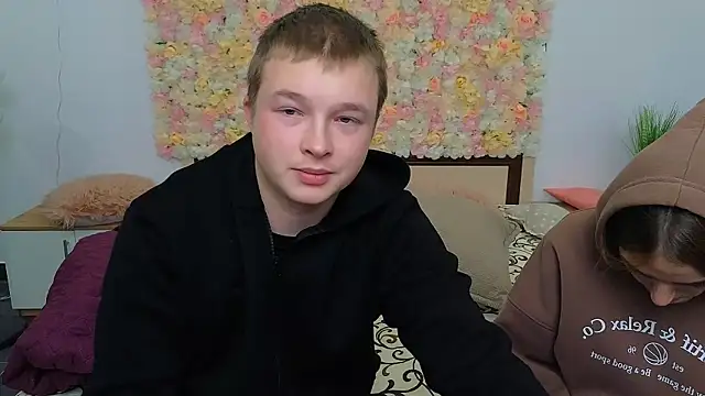 Snapshot of _Olli__Stiw_ chatting on September 28, 6:52 am Olli Stiw online show from September 28, 6:52 am