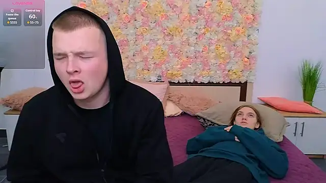 Snapshot of _Olli__Stiw_ chatting on September 29, 7:35 am Olli Stiw online show from September 29, 7:35 am