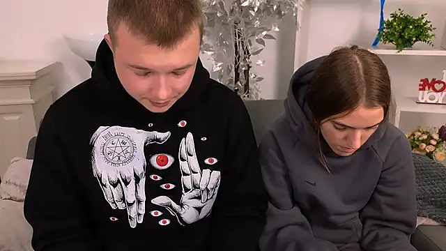 Snapshot of _Olli__Stiw_ chatting on October 14, 8:15 am Olli Stiw online show from October 14, 8:15 am