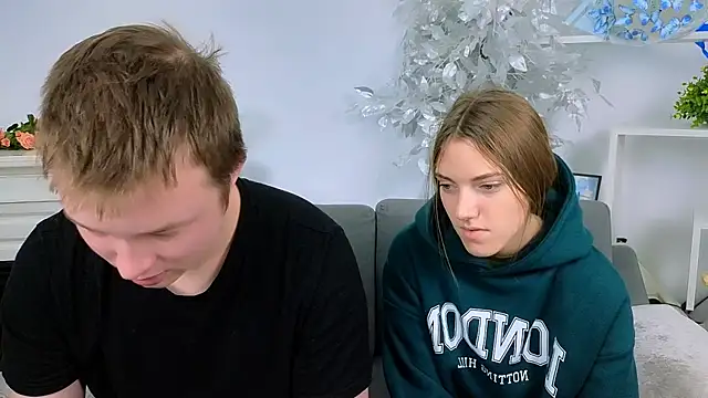 Snapshot of _Olli__Stiw_ chatting on November 30, 8:07 am Olli Stiw online show from November 30, 8:07 am