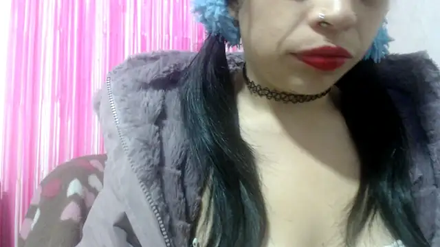 montthbluee online show from February 17, 10:07 am