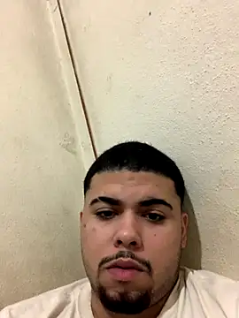 Casal Safado  online show from September 9, 12:05 pm