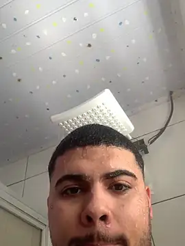 Casal Safado  online show from September 13, 3:56 pm