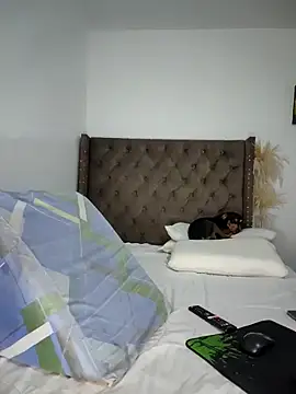 manuela star online show from February 28, 9:12 pm