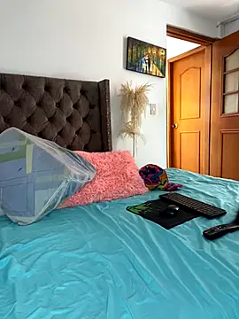 manuela star online show from September 25, 5:38 pm