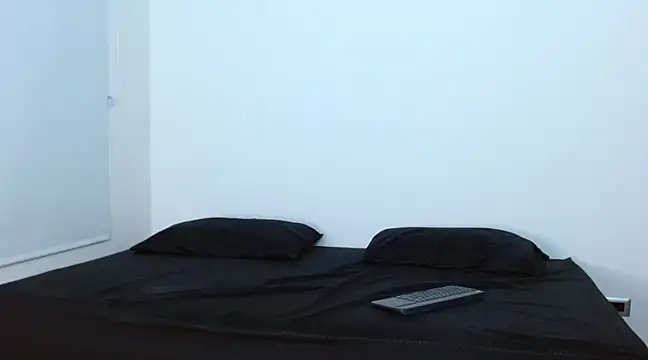 Snapshot of frank_myles chatting on January 25, 12:48 am frank myles online show from January 25, 12:48 am