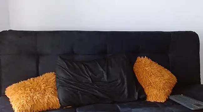 Snapshot of frank_myles chatting on February 22, 5:57 pm frank myles online show from February 22, 5:57 pm