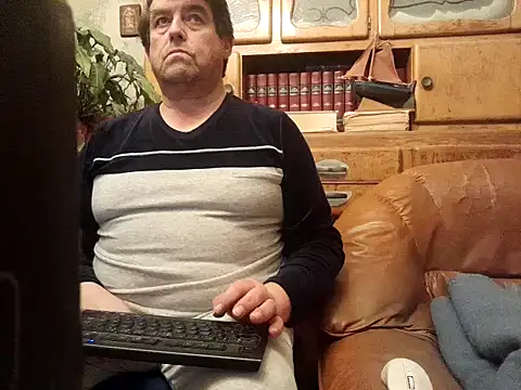 sympatrique online show from December 28, 6:40 pm