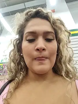 Sara smiiith211 online show from March 2, 12:53 am