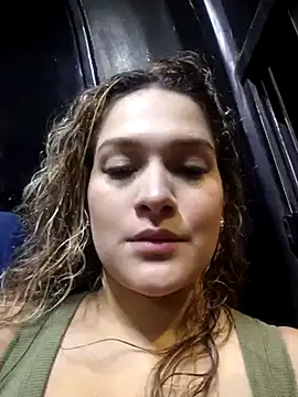 Sara smiiith211 online show from March 10, 11:49 pm