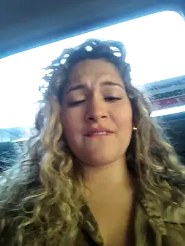 Sara smiiith211 online show from March 13, 10:43 pm