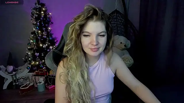lily williamss online show from December 19, 12:02 am