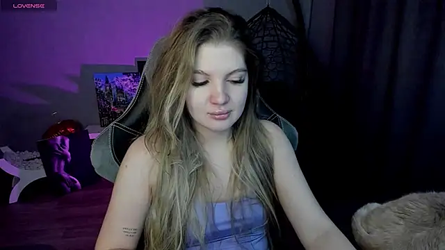 lily williamss online show from February 1, 1:02 am