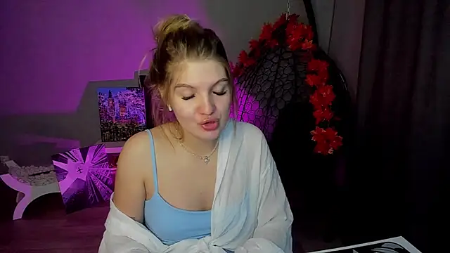 lily williamss online show from September 28, 12:16 am