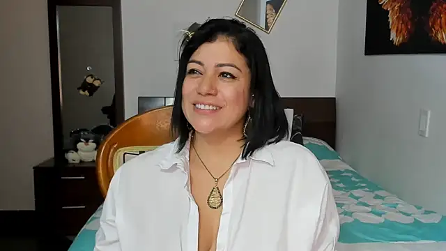 EmilyPeytonn online show from February 8, 6:44 pm