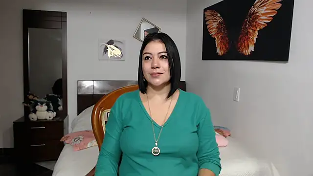 EmilyPeytonn online show from March 18, 10:46 am