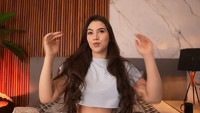 Amelia Rouse online show from September 8, 9:14 pm