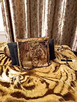 Snapshot of Sabrina_ONLY chatting on January 19, 7:15 pm Sabrina ONLY online show from January 19, 7:15 pm