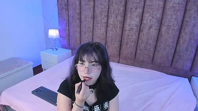 Purplee Baby online show from January 2, 10:44 pm