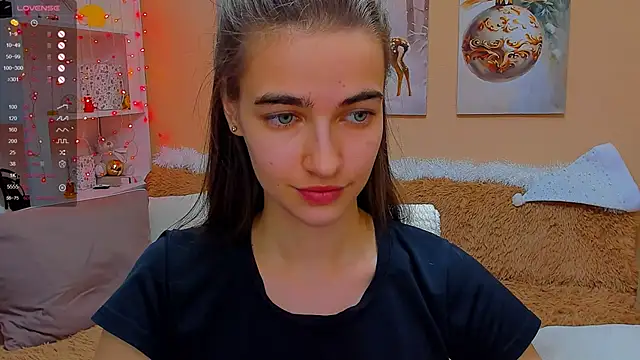 Snapshot of AstoriyaNight chatting on January 17, 12:21 pm AstoriyaNight online show from January 17, 12:21 pm