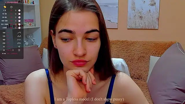 Snapshot of AstoriyaNight chatting on March 16, 4:09 am AstoriyaNight online show from March 16, 4:09 am