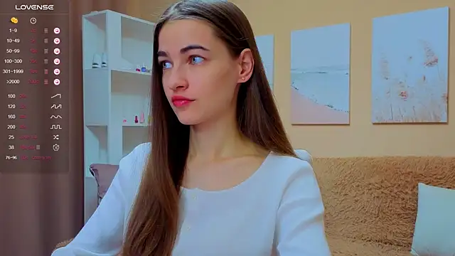 Snapshot of AstoriyaNight chatting on September 28, 4:07 am AstoriyaNight online show from September 28, 4:07 am