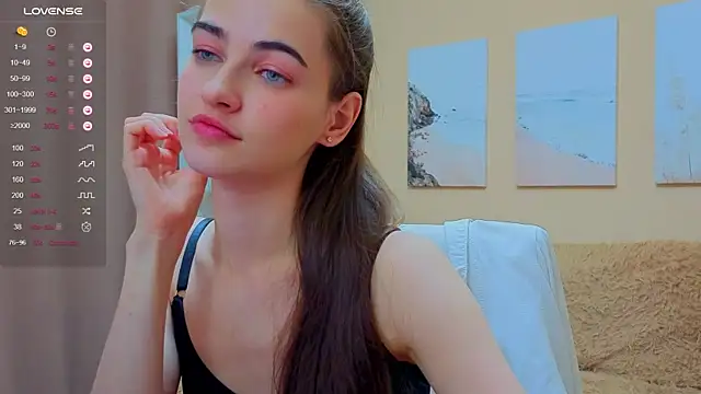 Snapshot of AstoriyaNight chatting on October 11, 4:16 pm AstoriyaNight online show from October 11, 4:16 pm