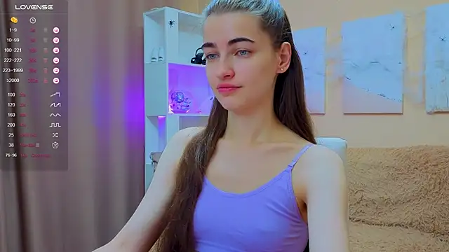 Snapshot of AstoriyaNight chatting on November 28, 4:59 am AstoriyaNight online show from November 28, 4:59 am