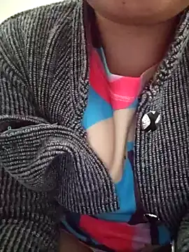 Snapshot of Aaradhya chatting on December 26, 4:10 am Aaradhya online show from December 26, 4:10 am