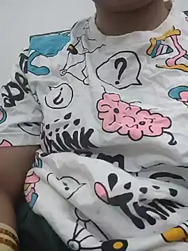 Snapshot of Aaradhya chatting on March 15, 11:08 am Aaradhya online show from March 15, 11:08 am