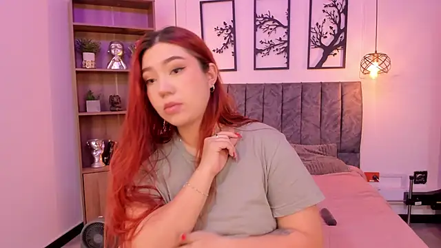 Andy and emma online show from December 30, 12:52 pm