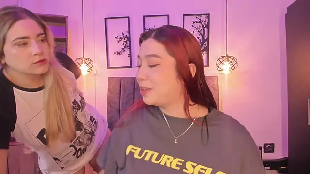 Andy and emma online show from January 3, 12:41 pm